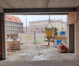 Teatr Kameralny. Budowa trwa, a są już nowe pomysły i pierwsze premiery