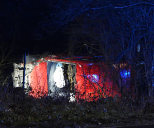 Makabryczne dachowanie auta na Mazowszu. 41-latek zginął uwięziony w blaszanej pułapce