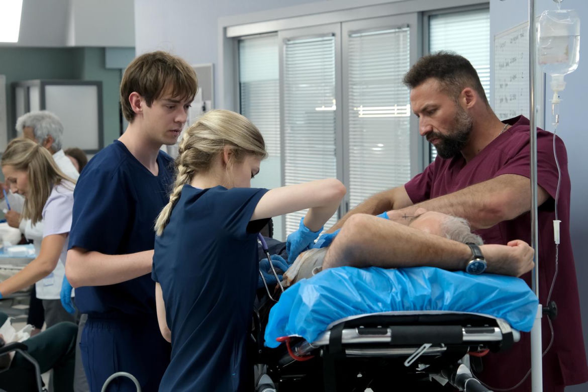 SOR serial TVP. Zuzanna (Mary Pawłowska), Bartek (Bartosz Waga), Wojtek ( Maciej Bisiorek)
