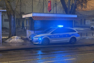 Na pomoc było za późno. Tajemnicza śmierć na przystanku w Warszawie