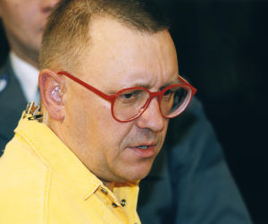 Jerzy Owsiak na przestrzeni lat. Tak zmieniał się jego charakterystyczny wizerunek