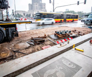 Uciążliwy remont w centrum zbliża się do finału, ale tramwaje mostem Poniatowskiego nie pojadą! 