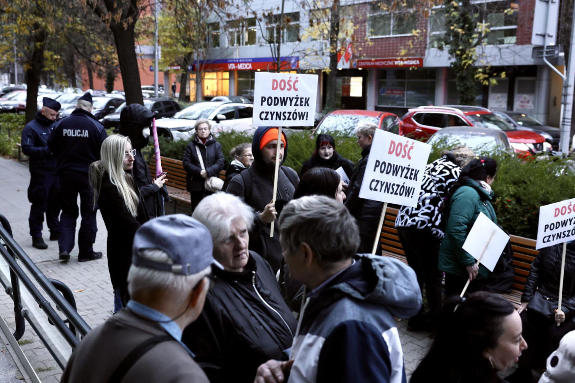 Seniorzy wylądują na ulicy? Lokatorzy protestują przeciwko podwyższeniu czynszu