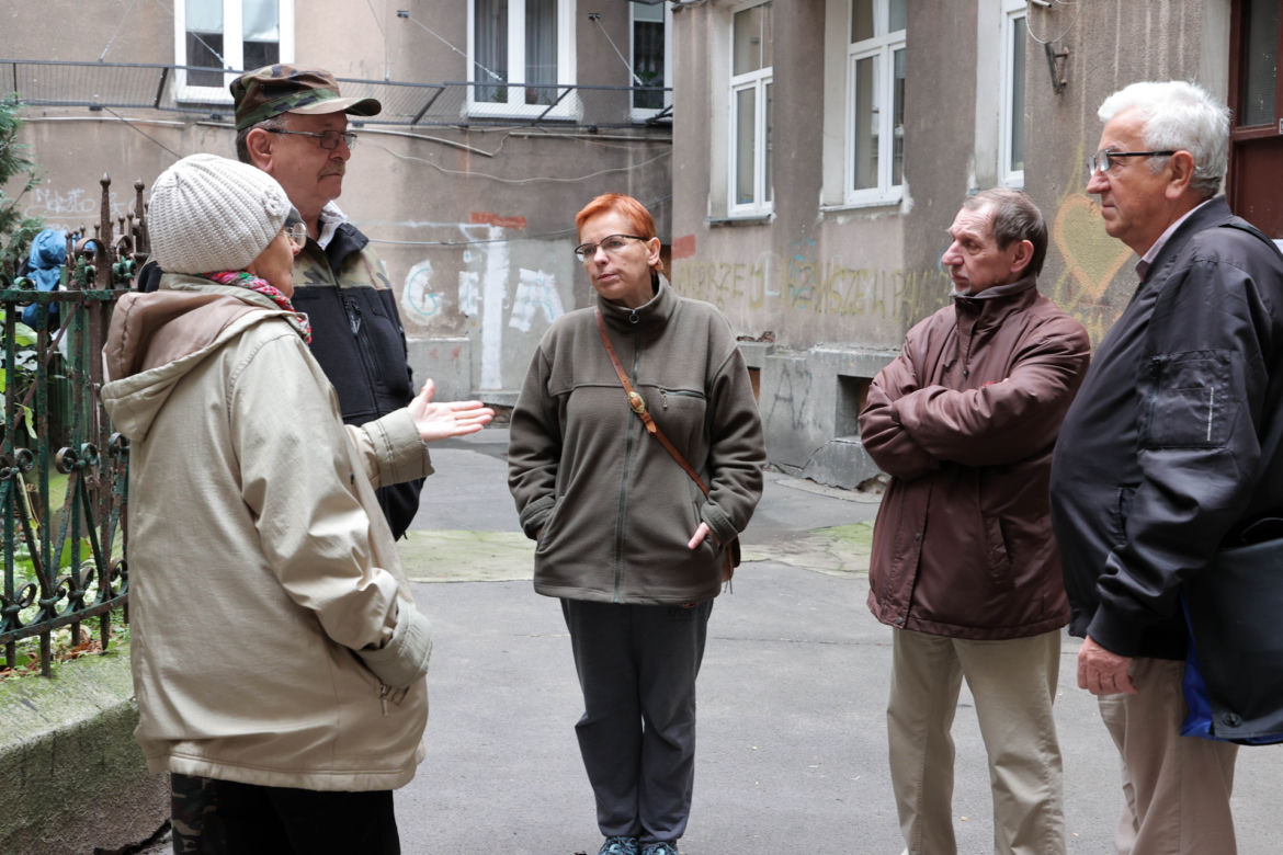 Urzędnicy ekspresowo wysiedlają mieszkańców kamienicy przy ul Wileńskiej. „Po 30 latach zabiorą nam dom”
