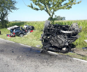 Samochody zderzyły się na prostym odcinku drogi