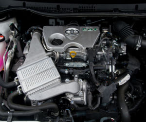 Toyota Auris Touring Sports lifting 2015
