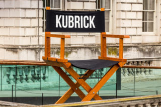 Tajemnica Epsteina ukryta w słynnym filmie? Reżyser nakręcił go i umarł!