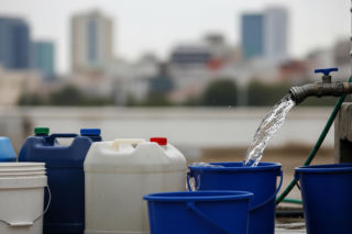 Awaria wodociągowa w Warszawie. Które dzielnice zmagają się z problemami na start roku?