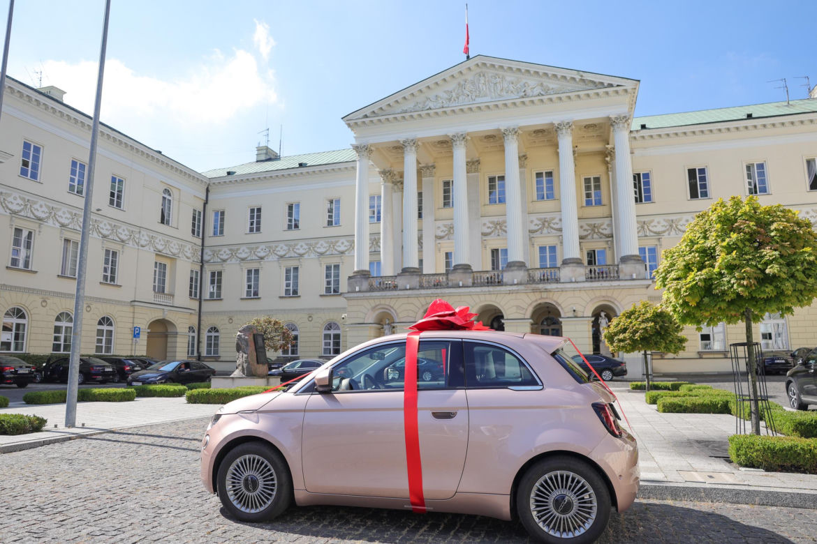 Elektryk za rozliczenie PIT! Warszawa rozdaje nagrody za rozliczanie podatku