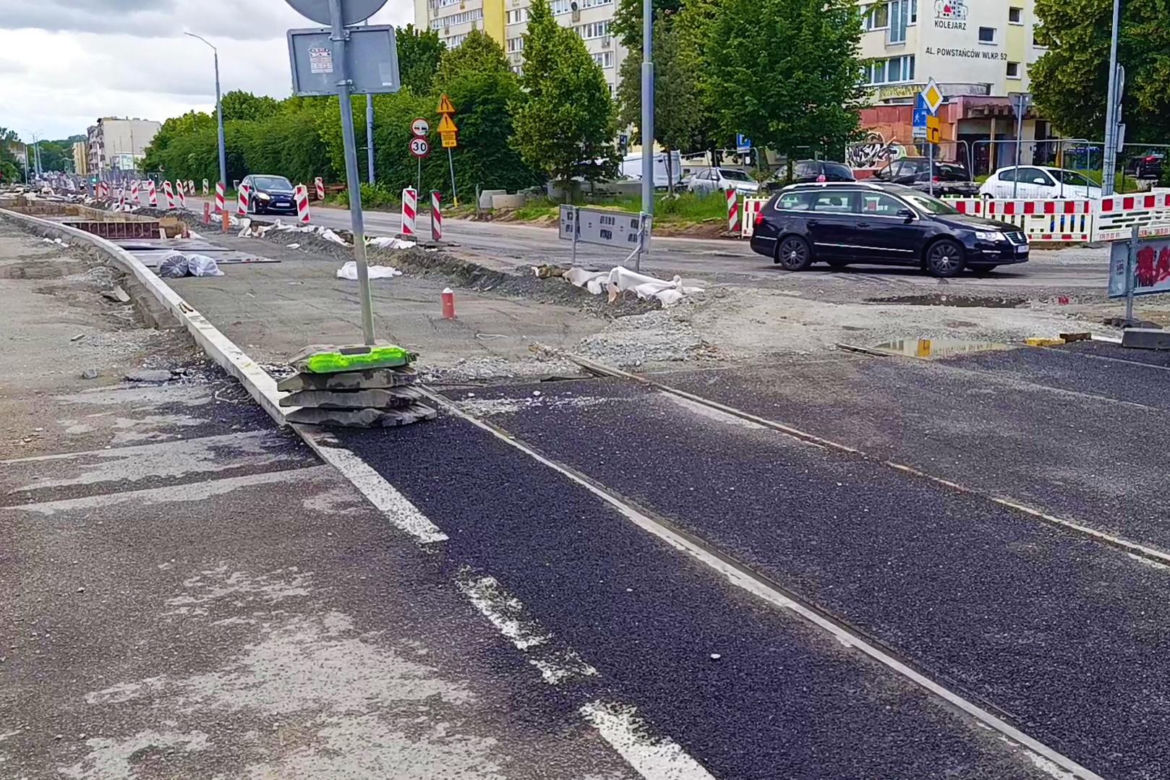 "Torowa rewolucja" na al. Powstańców Wlkp. - czerwiec 2026