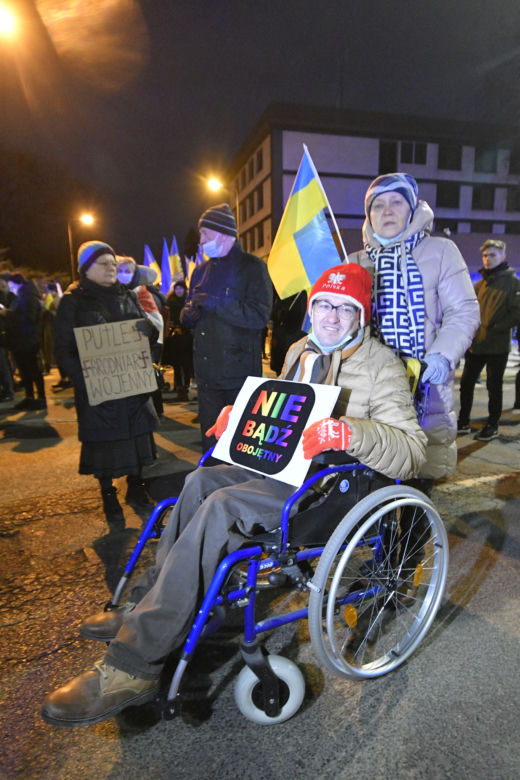 Kolejny protest pod ambasadą Rosji w Warszawie