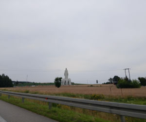 Gigantyczna figura prawie gotowy! 55-metrowa Maryja już przyciąga tłumy. Robi wrażenie