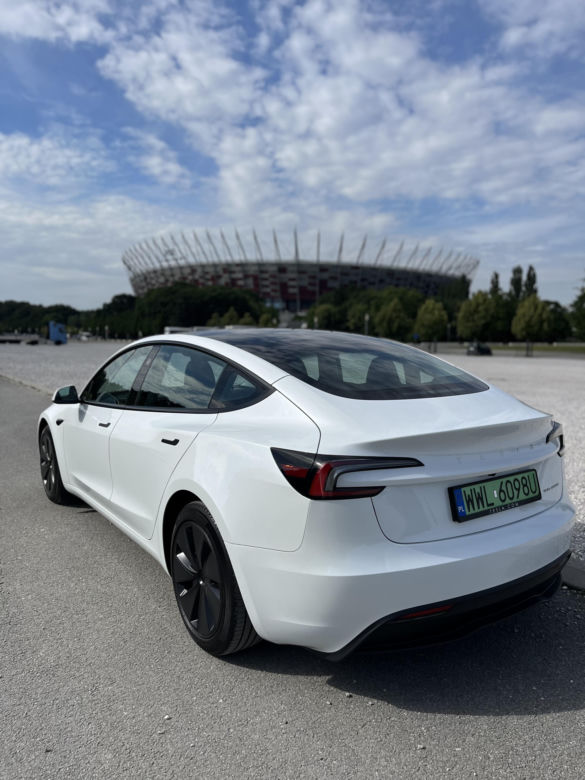 Tesla 3