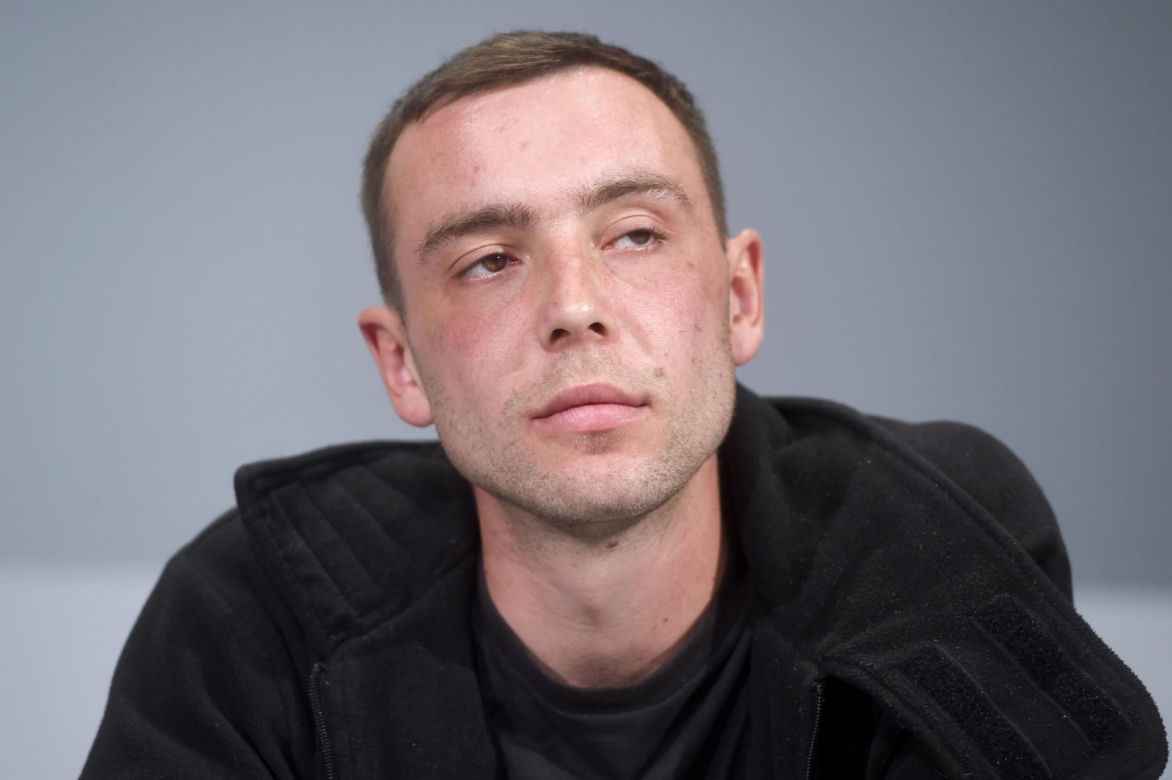 Debiutował jako Magik w "Jesteś Bogiem". Tak na przestrzeni lat zmienił się Marcin Kowalczyk