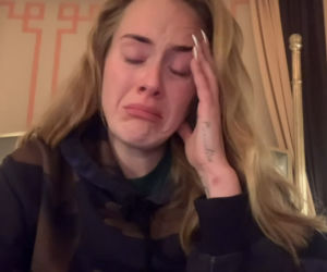 Adele odwolała koncerty bo nie chciała fruwać nad basenem na scenie
