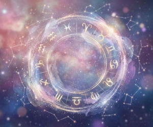 Horoskop na dziś, 19 lutego - Kosmiczna energia prowadzi Cię do odkrycia, co naprawdę jest dla Ciebie ważne