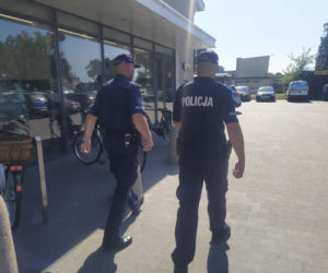 Kujawsko-pomorska lista płac. Jak zarabiają policjanci w województwie? Te kwoty SZOKUJĄ