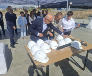 Budowa salonu Lexusa