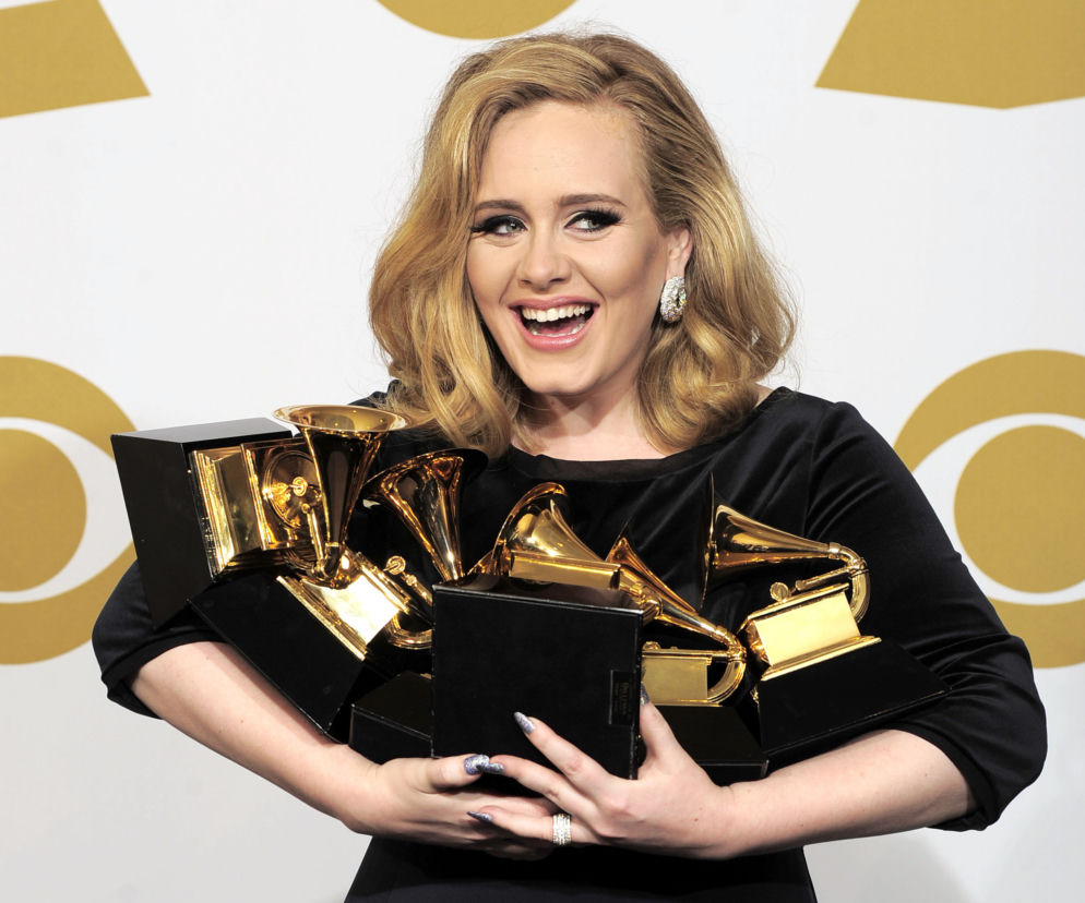 Adele jedną z najbogatszych brytyjskich piosenkarek