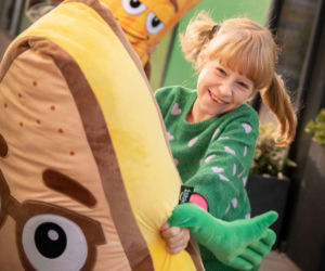 „Łap GIGA Foodziki w Żabce”! Ponad 1,5 mln nagród do wygrania w jedynej takiej loterii w Polsce