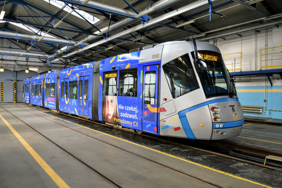 Wrocławski tramwaj będzie promował telefon zaufania dla dzieci