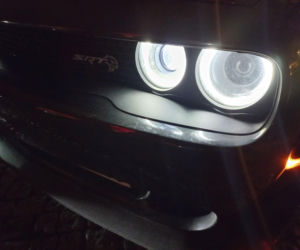 Świąteczny Zlot Amerykańskich Samochodów na Rynku w Lesznie