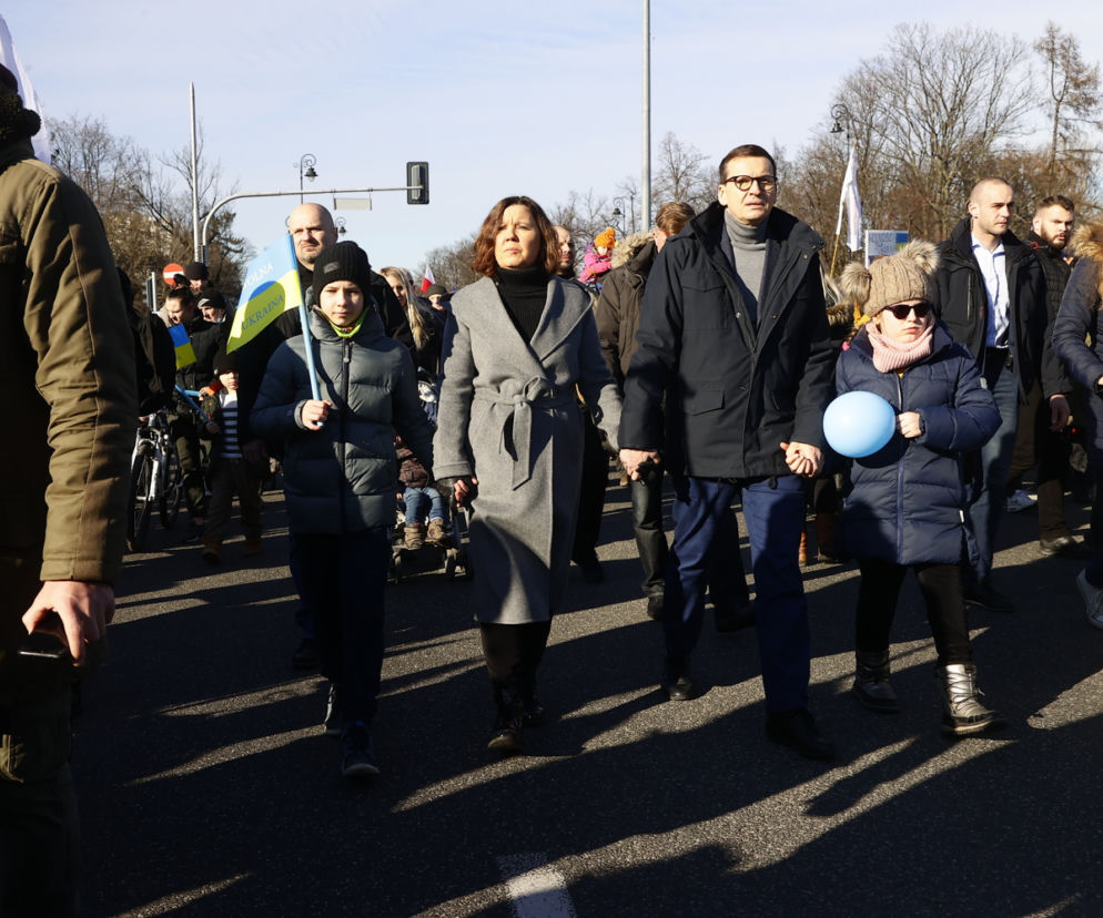 Warszawa. Manifestacji pod hasłem: Matki wołają przestańcie strzelać do dzieci!