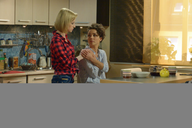 Pierwsza miłość. Sabina (Urszula Dębska), Ola (Dominika Kojro)