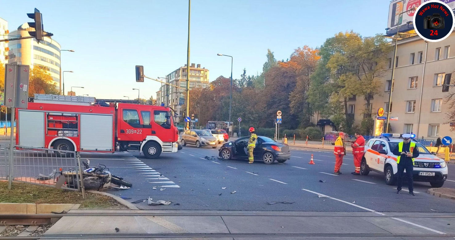 Poważny wypadek na Mokotowie. Motocyklista w szpitalu
