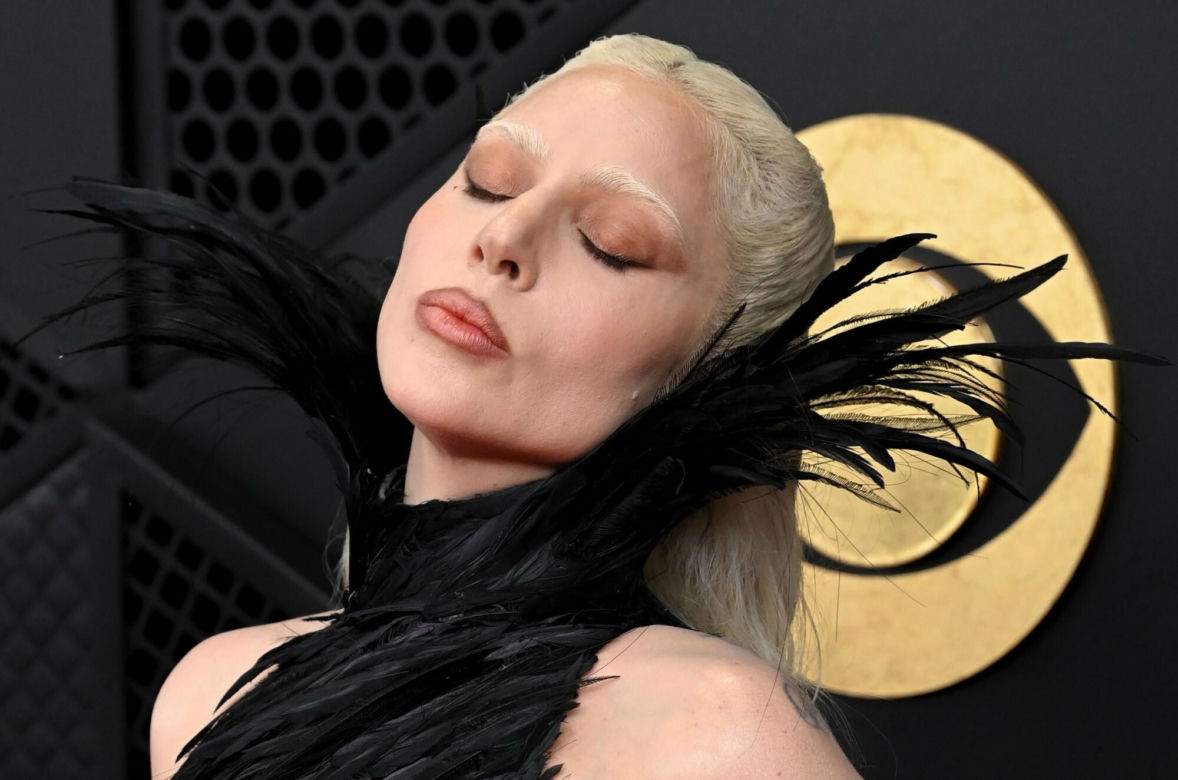 "Clean girl makeup" to już przeszłość. W 2026 królować będzie look w stylu serialowej Wednesday