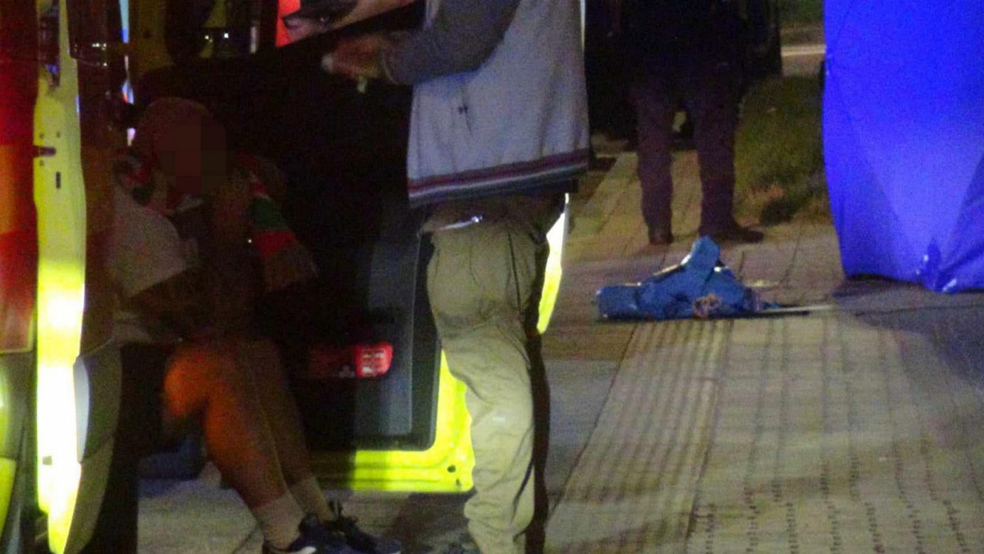 Tragedia po meczu Legii Warszawa. Kibic spadł w mostu na Wisłostradę. Nie żyje. „Chciał skrócić sobie drogę”