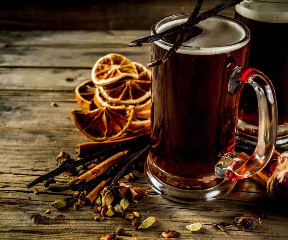 Grzane piwo: jak zrobić pyszny grzaniec? 