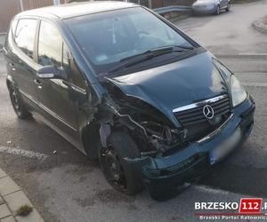 Wypadek na skrzyżowaniu w Brzesku! Droga całkowicie zablokowana!