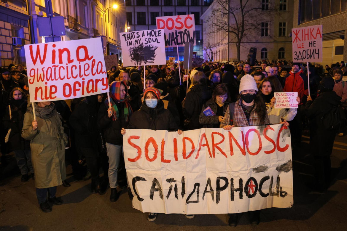 Marsz przeciwko przemocy po brutalnym ataku na 25-letnią Lizę