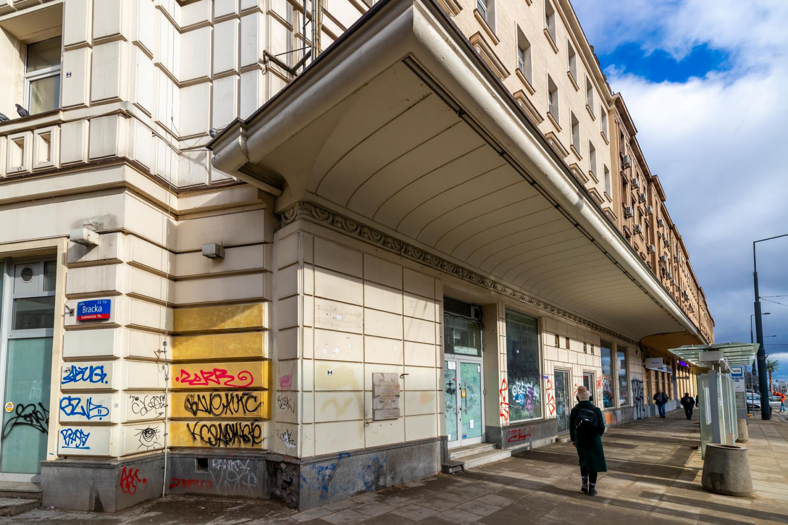 Bracka 16 w Warszawie