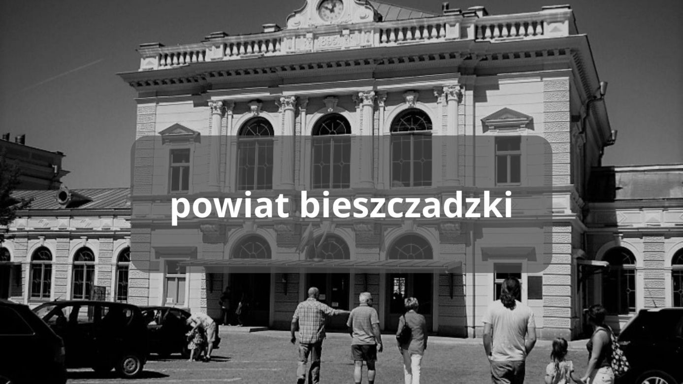 powiat bieszczadzki: - 4,3