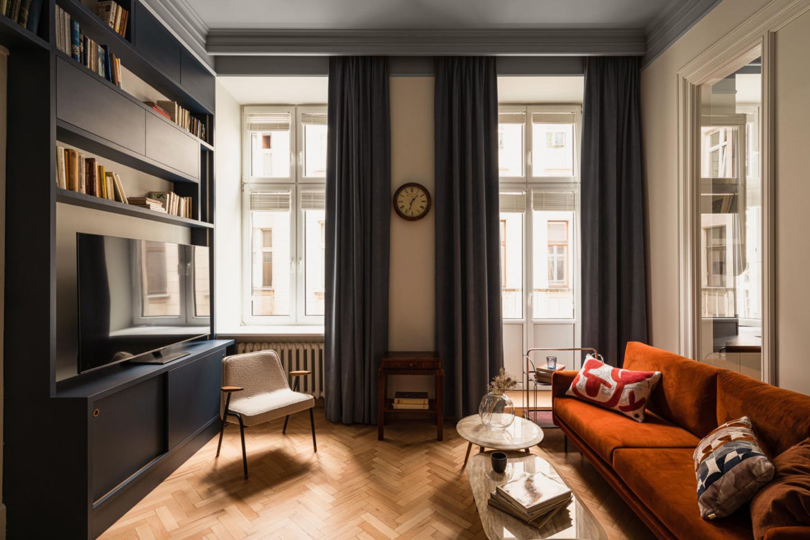 Vintage i eklektyzm we wnętrzach łódzkiej kamienicy wg projektu Hanny Pietras Architects