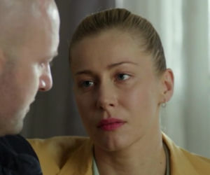 Lekarze 3 sezon odcinek 13 (odc. 39). Iza (Katarzyna Warnke), Piotr Wanat (Szymon Bobrowski)