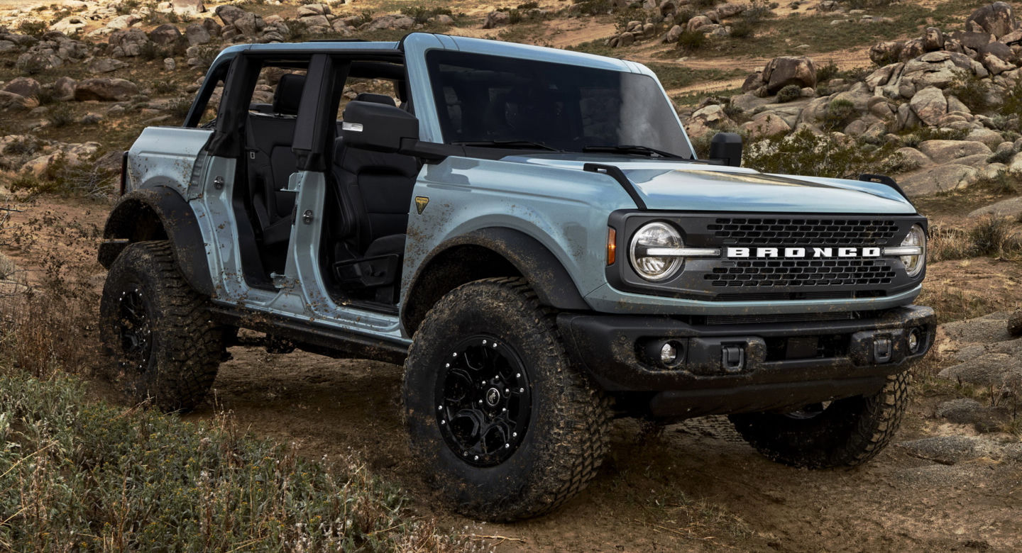 (2021) Ford Bronco