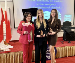 Zakończenie roku szkolnego maturzystów II LO w Starachowicach. Wyjątkowa uroczystość w obiektywie