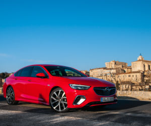 Opel Insignia GSi 2.0 Turbo 260 KM 8AT