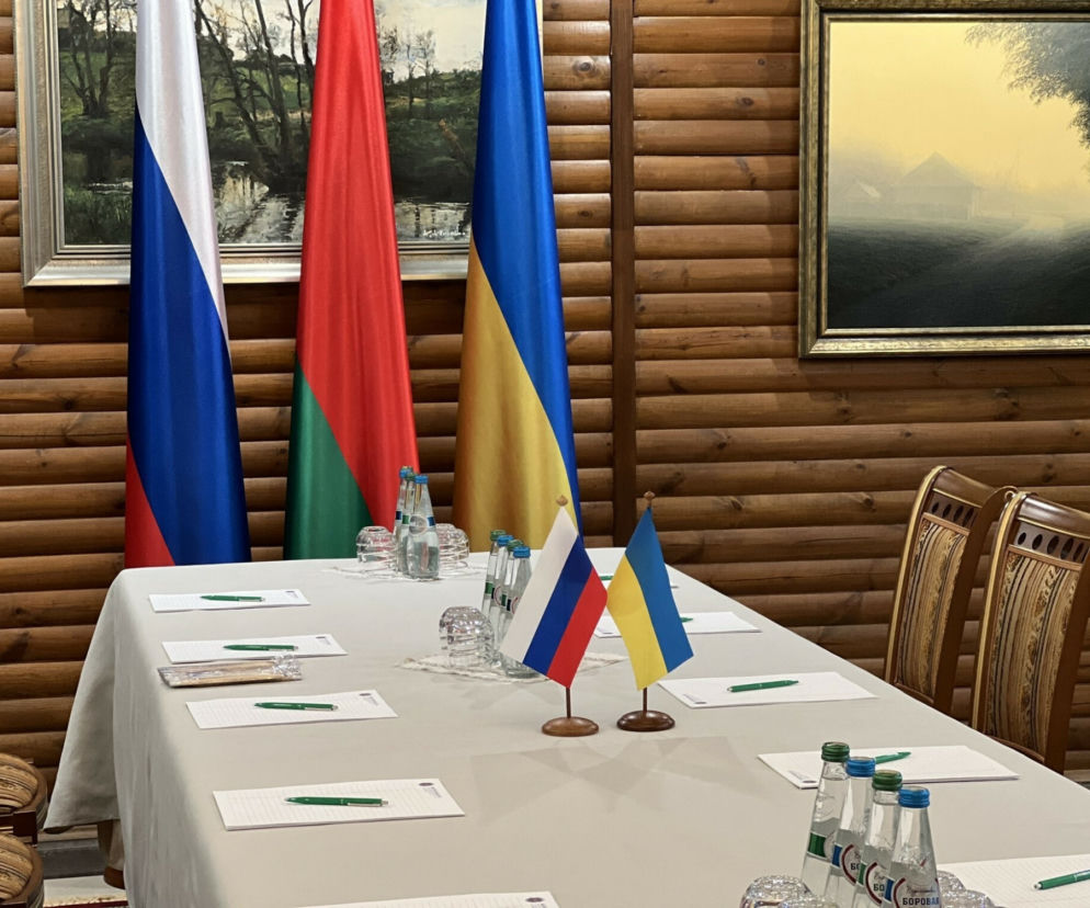 Rozmowy Moskwa - Kijów jedynie na pokaz?