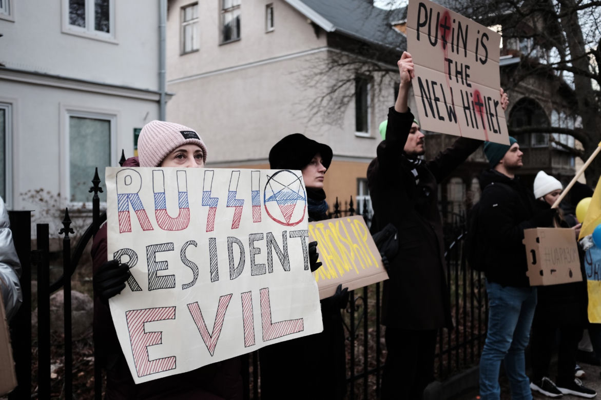 Manifestacja pod konsulatem Rosji w Gdańsku