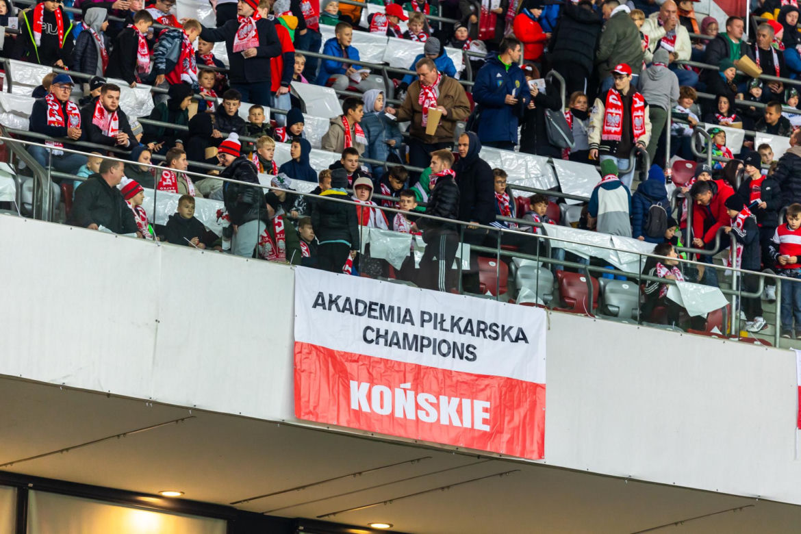Kibice na meczu Polska -Mołdawia