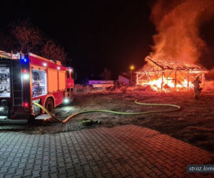  Pożar pustostanu. Łomianki, ul. Rolnicza