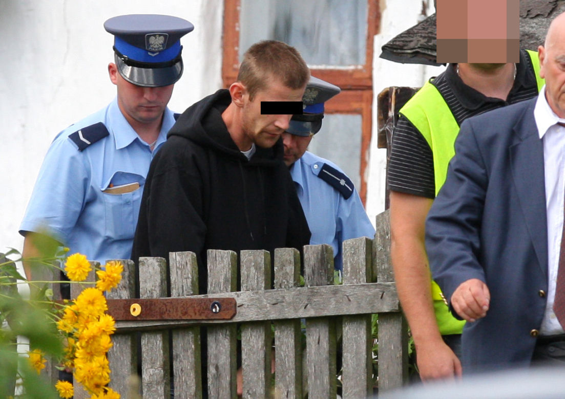 Grób 21-letniej Anny z Zambrowa. Dziewczyna została zgwałcona, poćwiartowana i wrzucona do ogniska