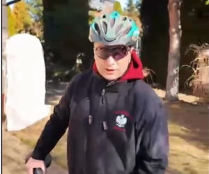 W takich warunkach mieszka Czarnek. Tak dom wygląda w środku