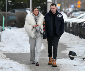 Klaudia Halejcio, mąż jej otworzył auto za całusa