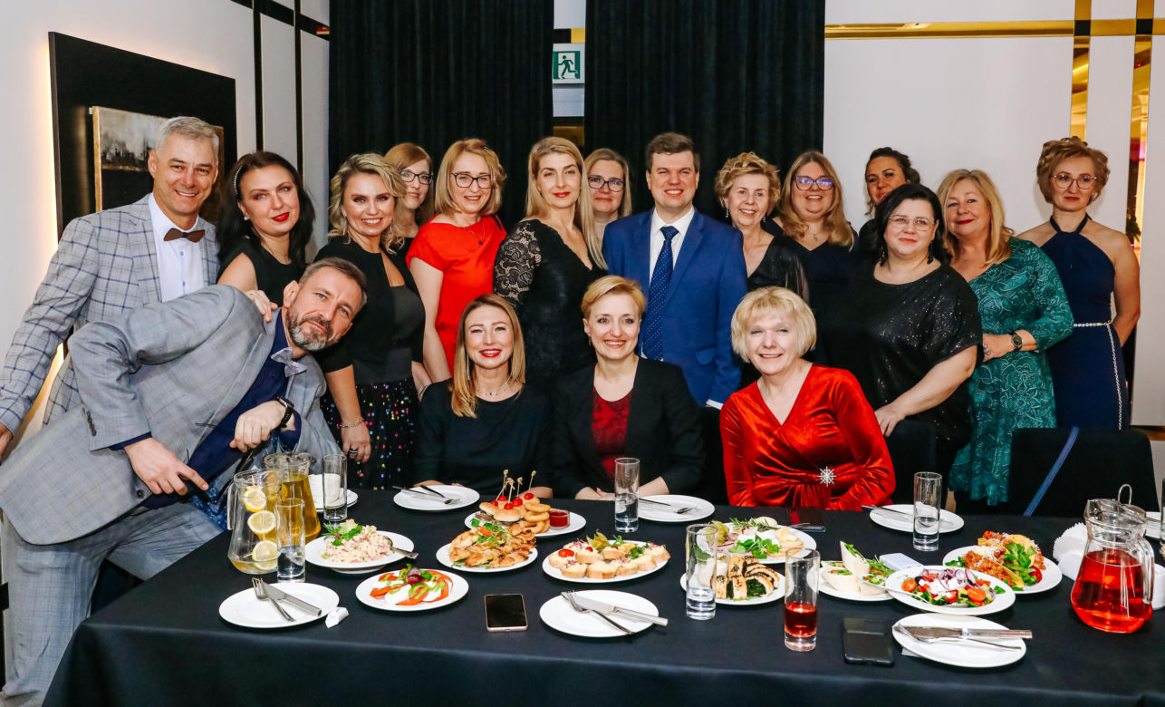 Niezapomniana studniówka maturzystów z Rybnika. Tak bawiła się "Budowlanka"