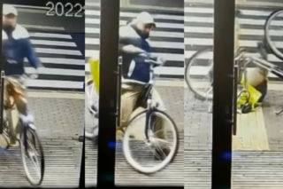 Chciał wjechać rowerem do biura w Knurowie! Zderzenie z drzwiami go rozwścieczyło [WIDEO]